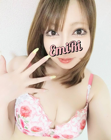 新橋ぽっちゃり風俗 ぽちゃカワイイ！ えみり